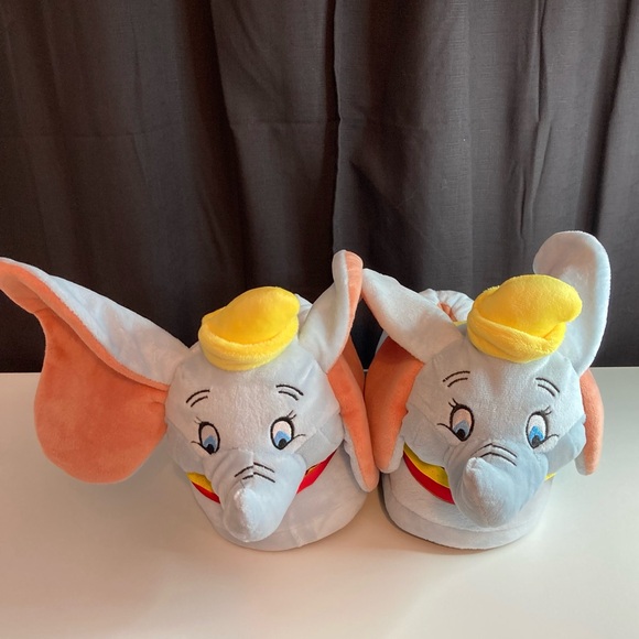 Ground Up Shoes - Disney Dumbo Plush Slippers Adult Women Size M 7/8